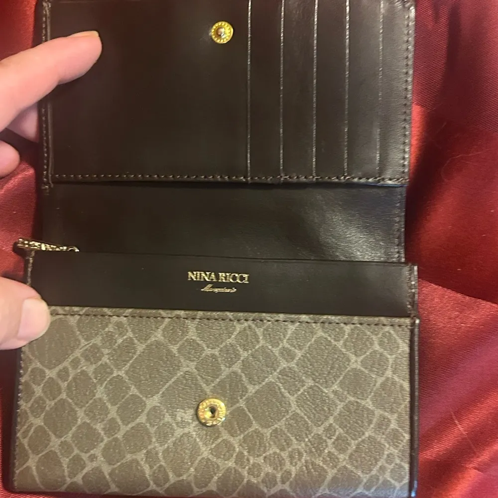 Nina ricci maroquionerie tri fold wallet - Image 6