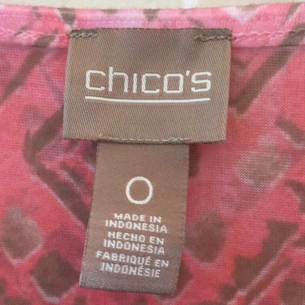 FINAL MARKDOWN Ladies’ Chico’s Top 0 S 4 - Image 3