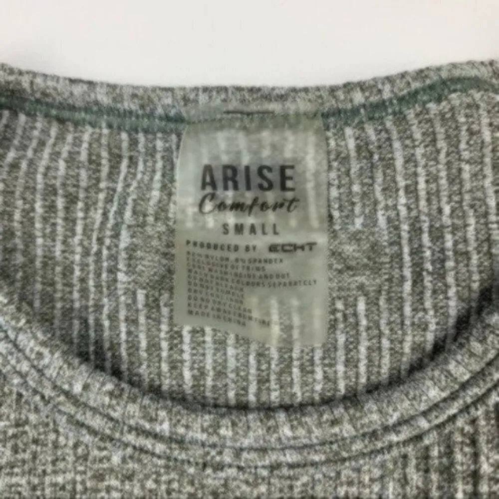 ECHT Arise Crop Top Small Long Sleeve - Image 2