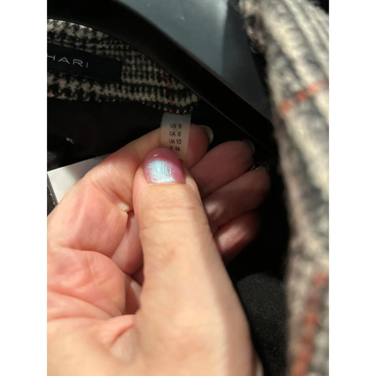 Elie Tahari Double-Breasted Blazer - Classic Houndstooth - Image 8