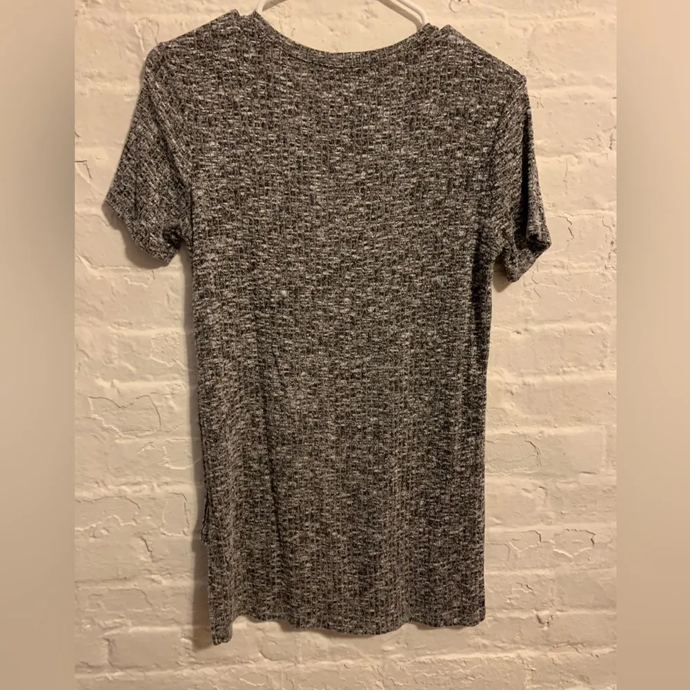 One Clothing Knit Shirt Sleeve Shirt with High Slit Sides - Image 3