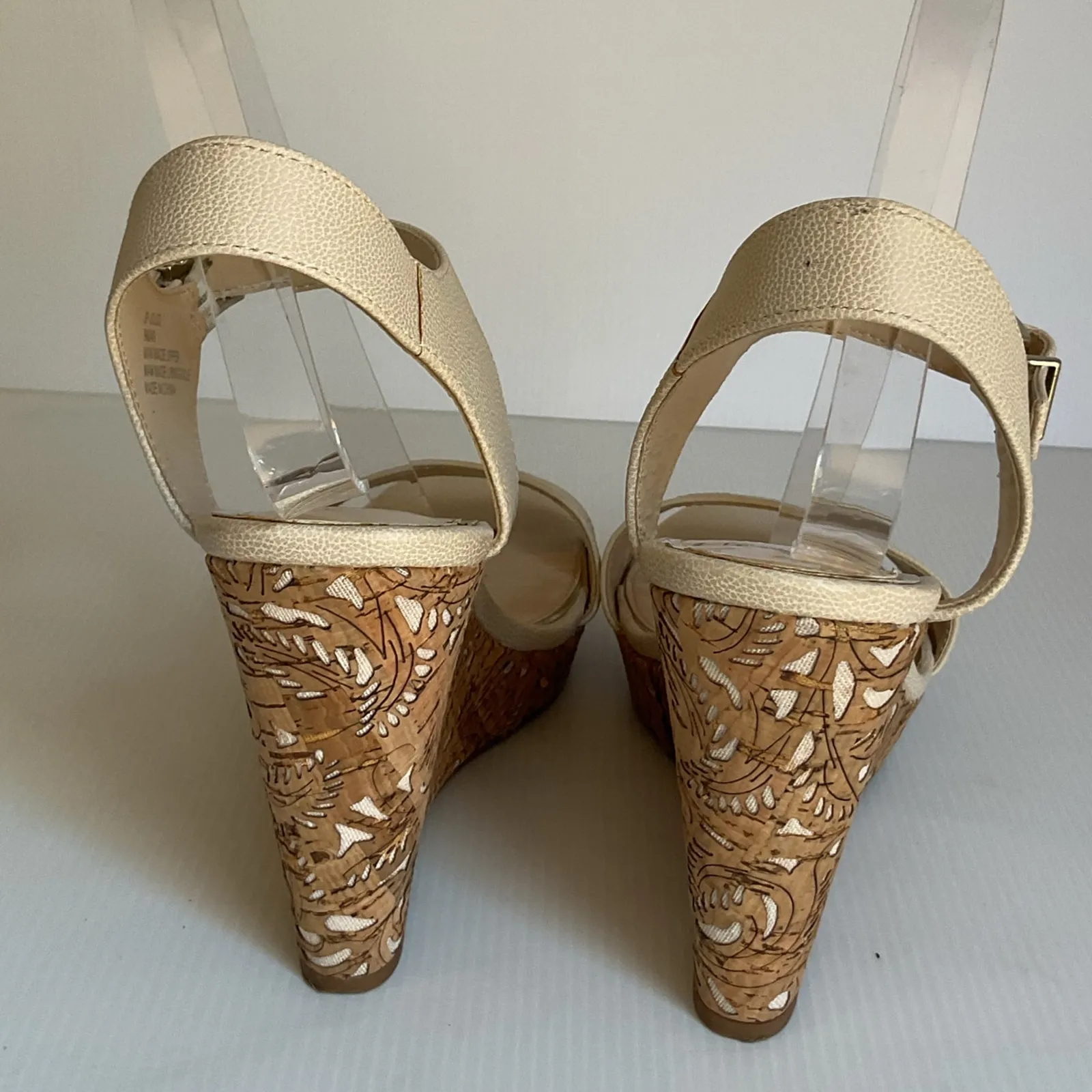 Jessica Simpson Cork Wedge Heels Size 9M Beige Ankle Strap Sandals Floral - Image 5