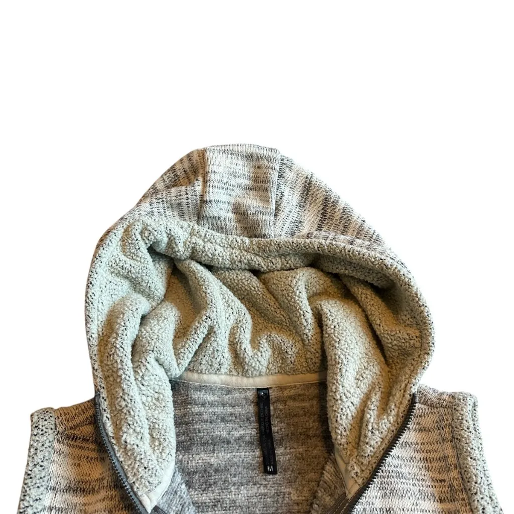 Kuhl Light Grey Fleece Lined Vest w/ Hood Marled Zip-Down Pockets Size Medium - Image 3