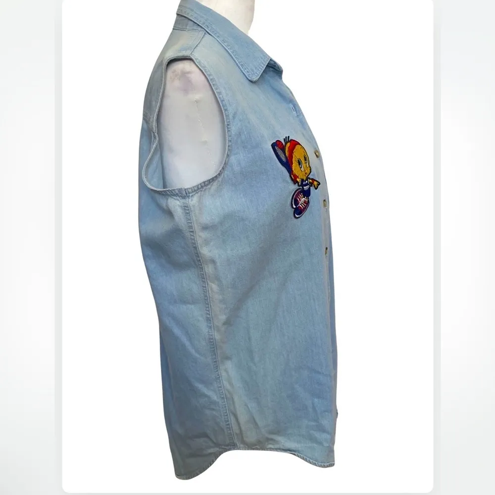 Vintage LOONEY TUNES CMG INC Denim Button Down Sleeveless Shirt / Tweety Bird M - Image 4