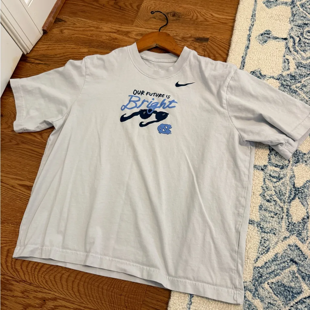 Nike North Carolina UNC Women's Our Future is Bright T-Shirt Size Small - Image 8