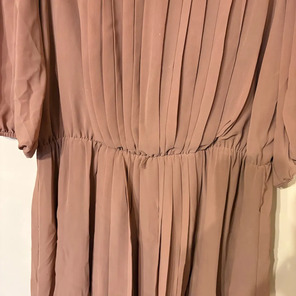 Jessica Simpson Elegant Brown Long Sleeve Dress - Image 2