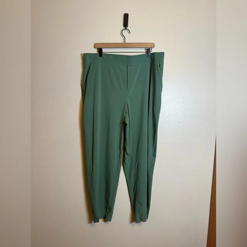 Athleta Brooklyn Mid Rise Ankle Pant - Image 2