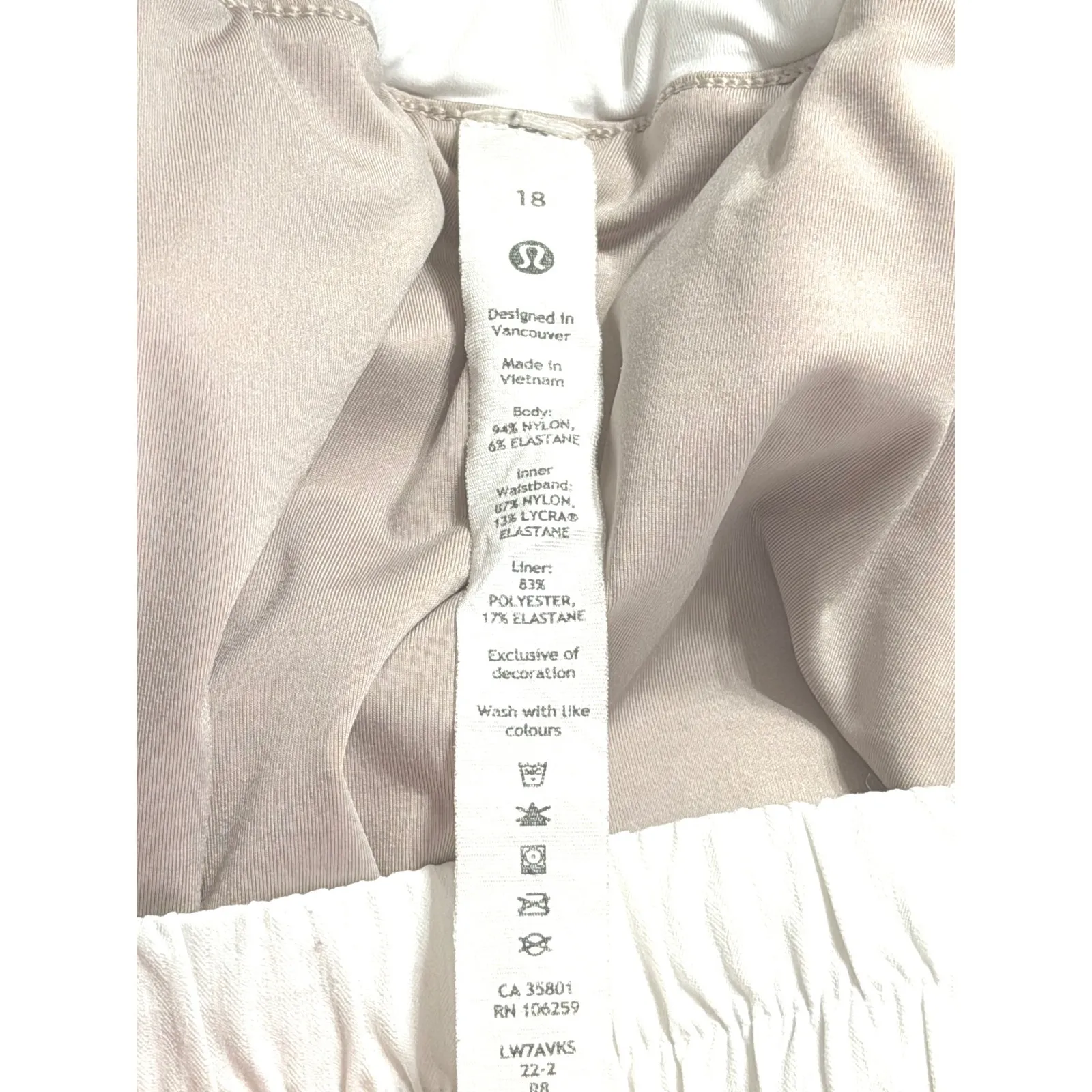 Lululemon Track That Mid Rise Shorts White Women's Size 18 Athletic Sporty Cute - Image 5