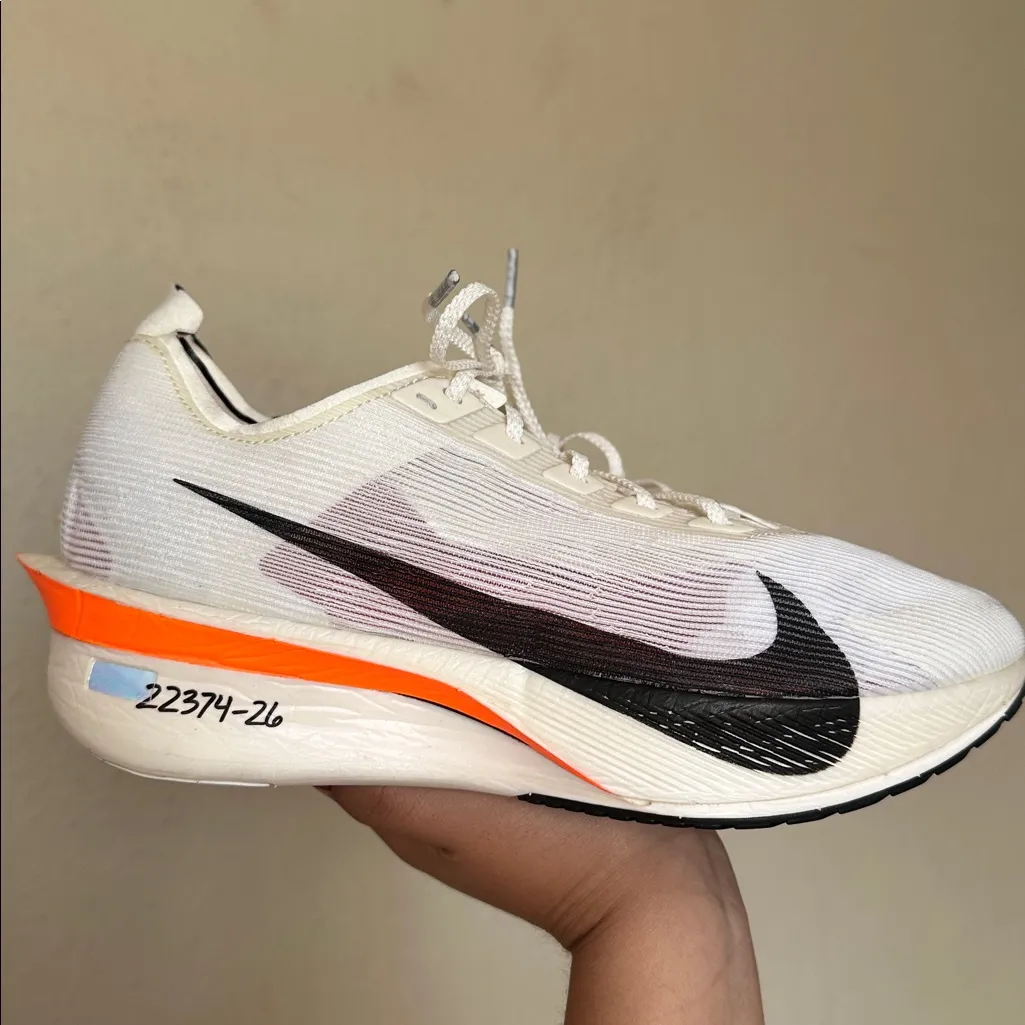 Nike‎ Zoomx Vaporfly 4 Pronto - Womens Sz 7.5 HF6411-100 - Image 2