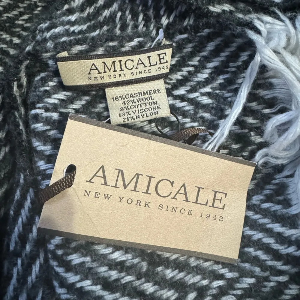 Amicale Cashmere Wool Blend Herringbone Scarf in Black & White NWT 79”x25” - Image 4