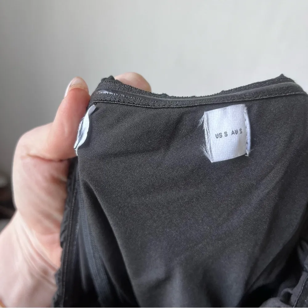 Petal & Pup Cabello Black One Shoulder Puff Slevee Mini Dress S - Image 11