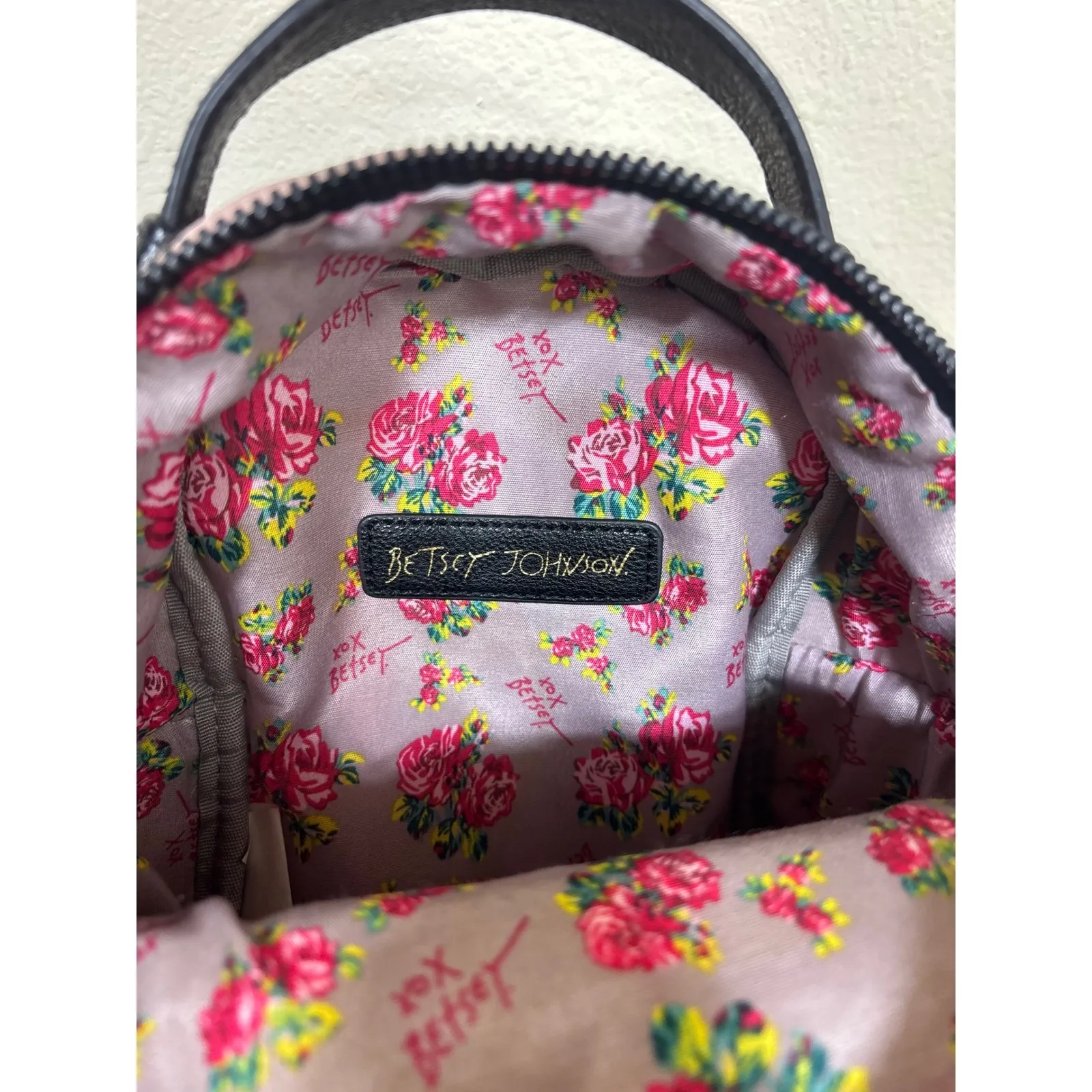 Betsey Johnson Pink Quilted Heart Pug Dog Mini Backpack Purse Bag Pink Black - Image 7