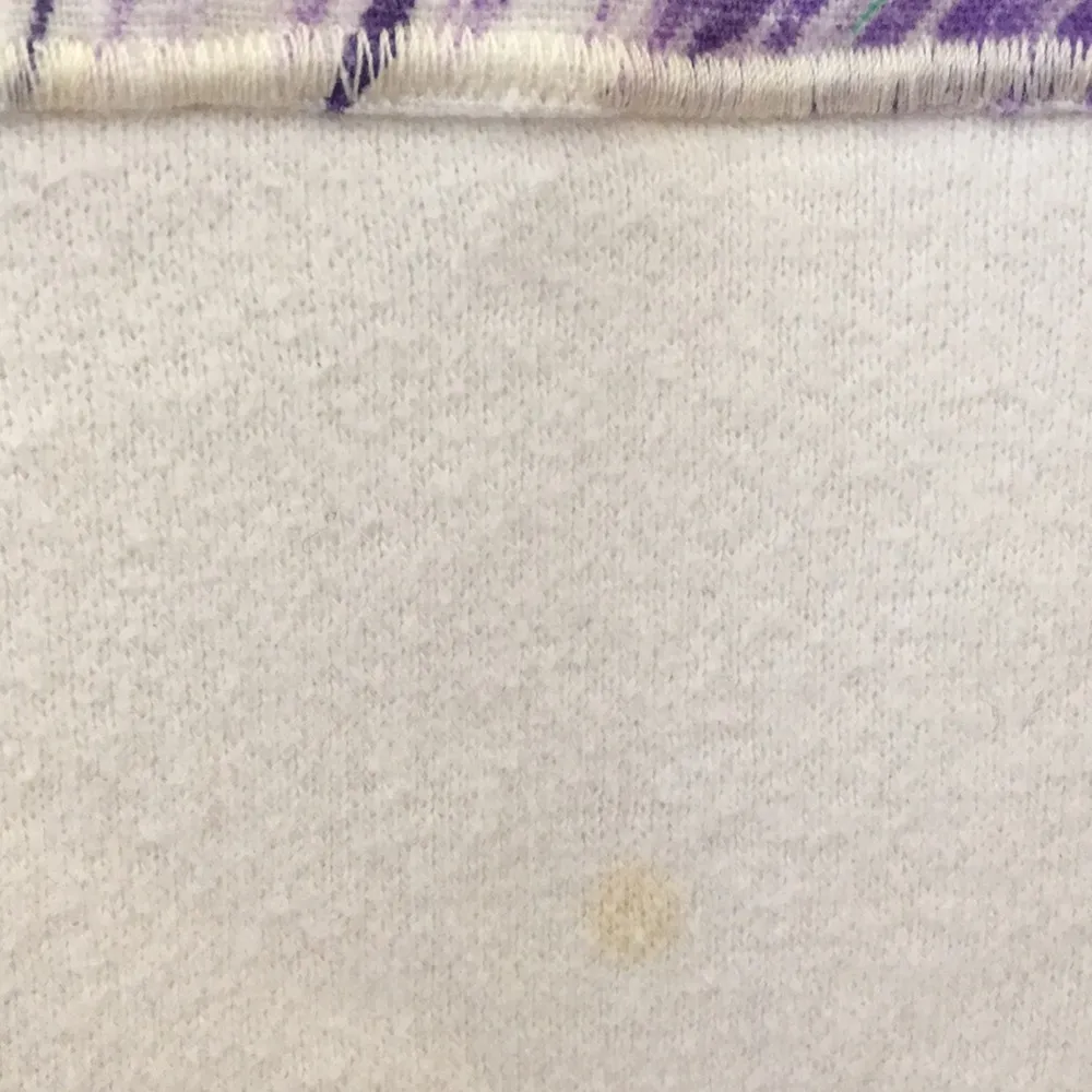 FINAL MARKDOWN Graphic Cherokee sweatshirt m - Image 6