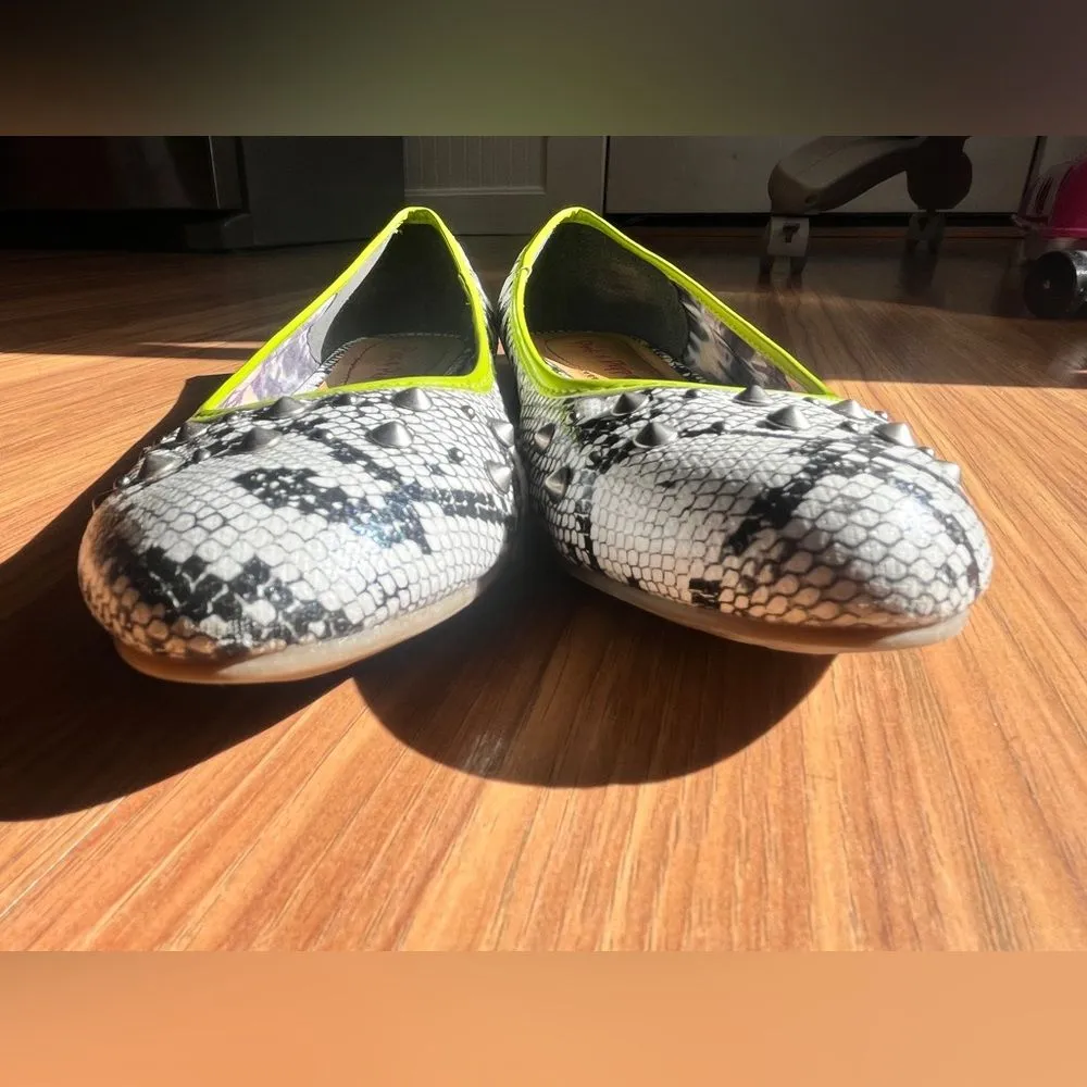 Pink And Pepper Flats Snake Print Lime Green Studded Size 7 - Image 7