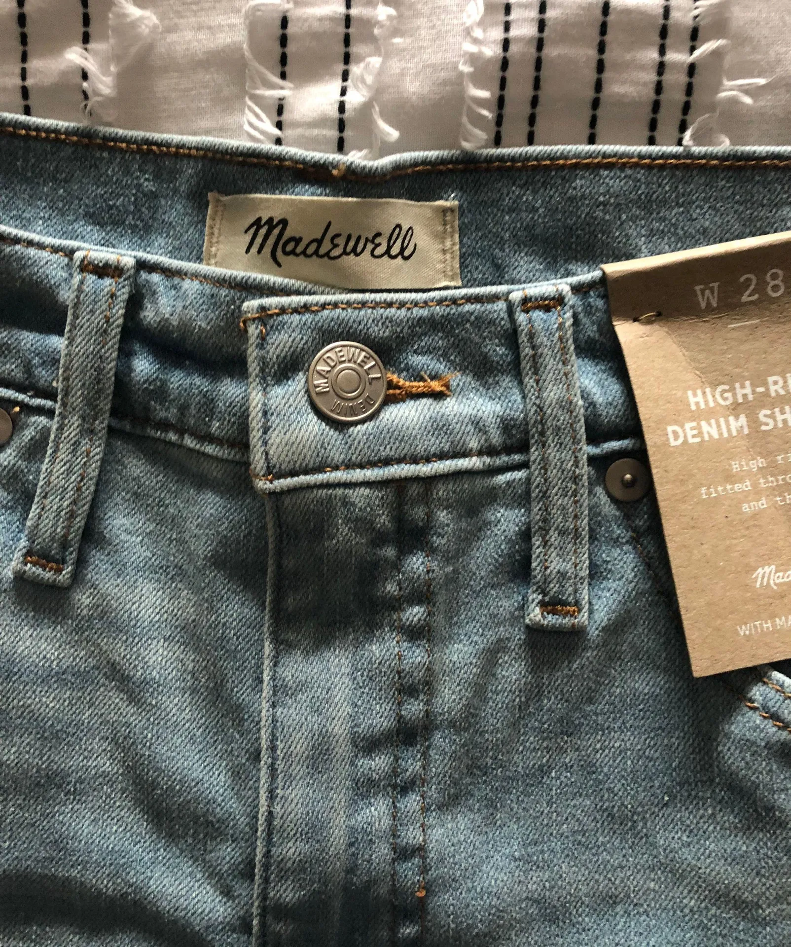 Madewell High Rise Jean Shorts - Image 5