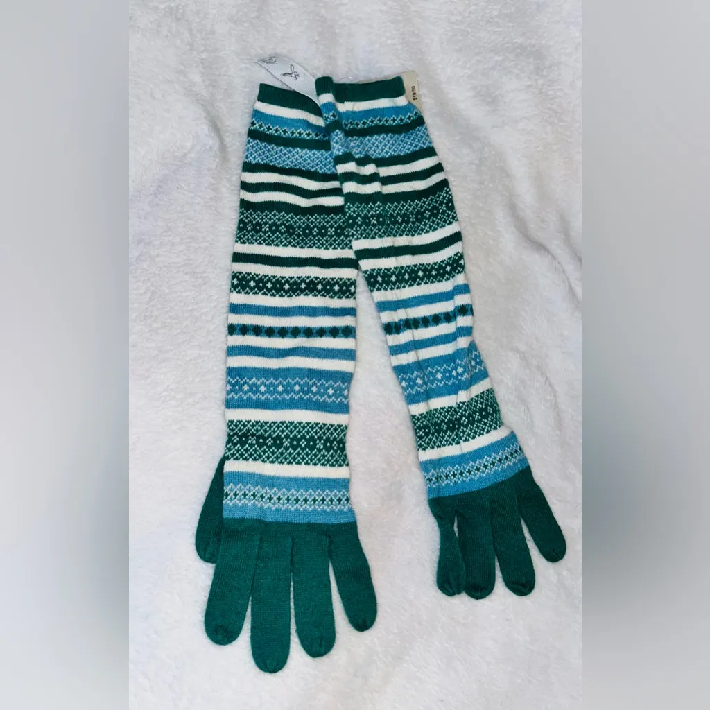 American Eagle Outfitters Striped Knit Gloves NWT! - Image 3
