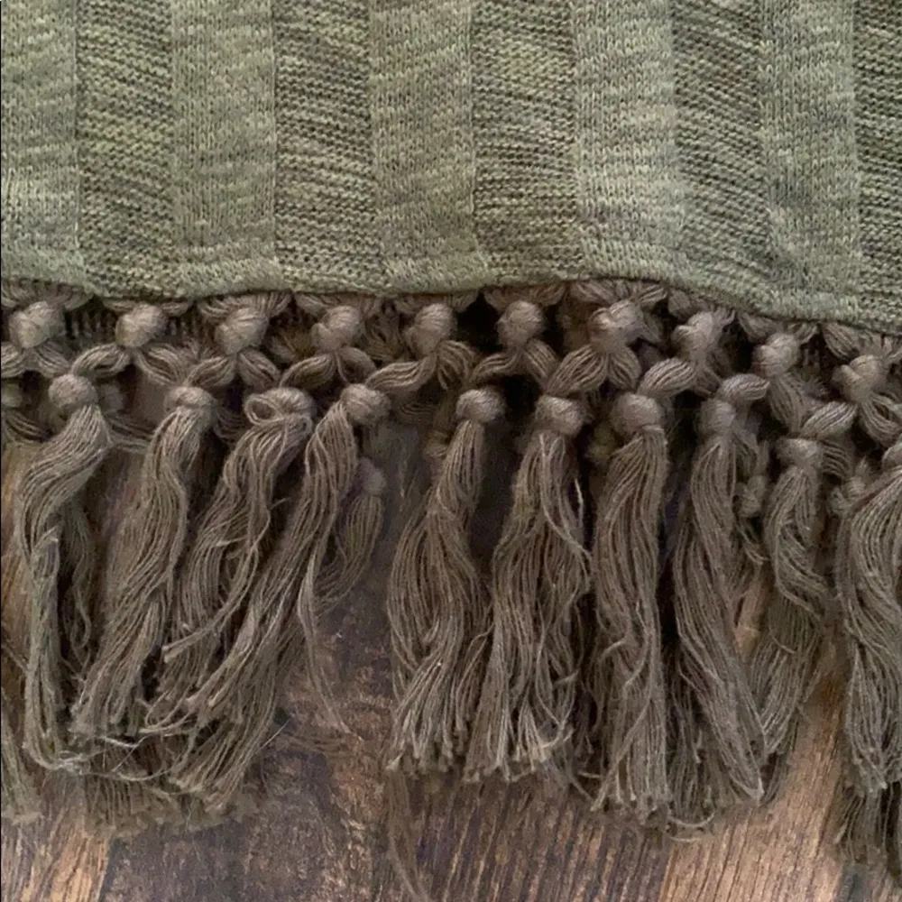 eri + ali 3/4 sleeve sweater from Anthropologie - Image 4