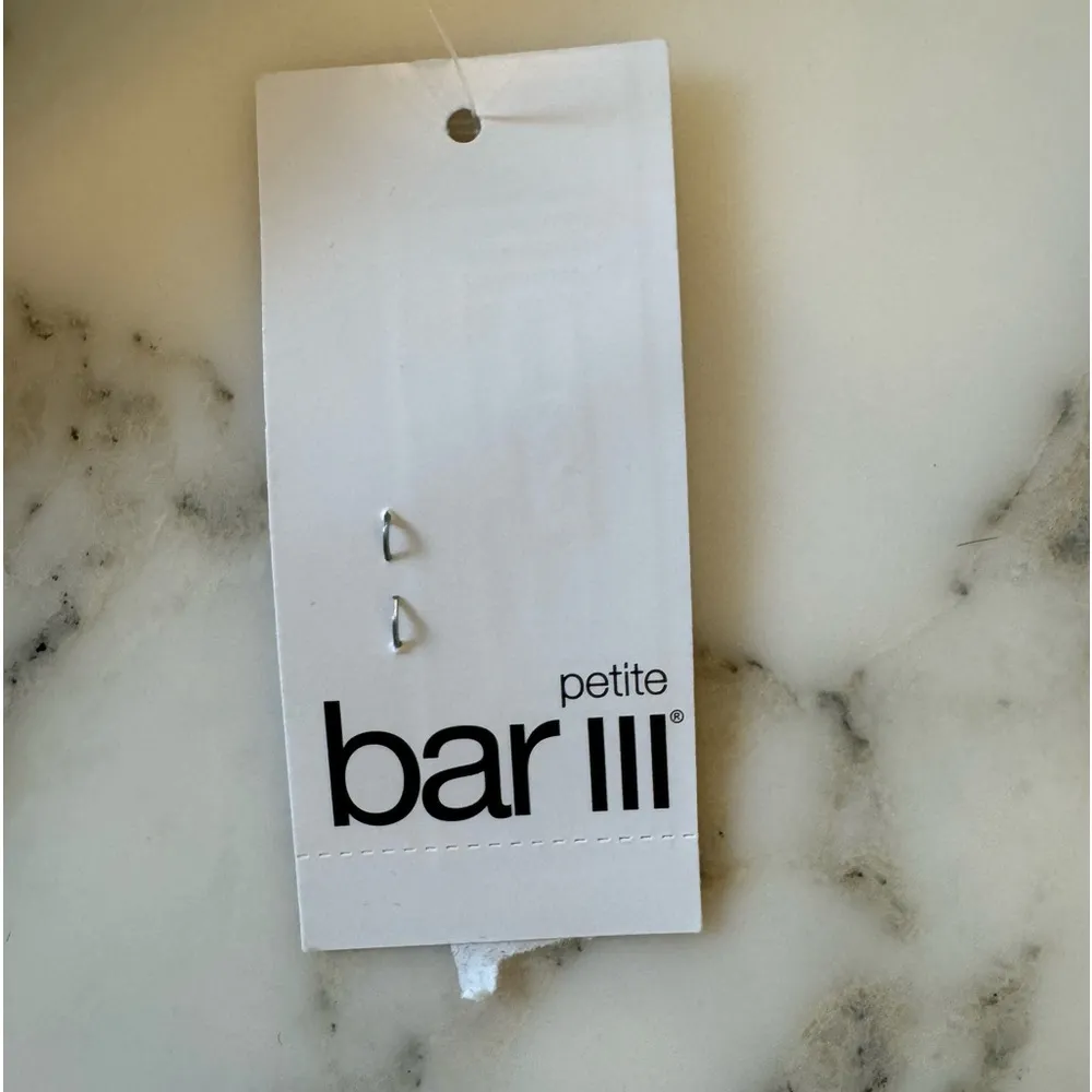 NWT Bar III White Petite Crewneck Grommet-Trim-Sleeve Top SZ Petite Small - Image 9