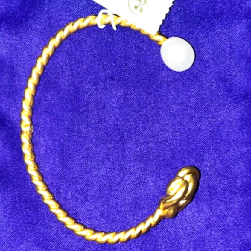 $130 Retail NWT Tory Burch Gold Rope Logo Bangle Bracelet - Image 2
