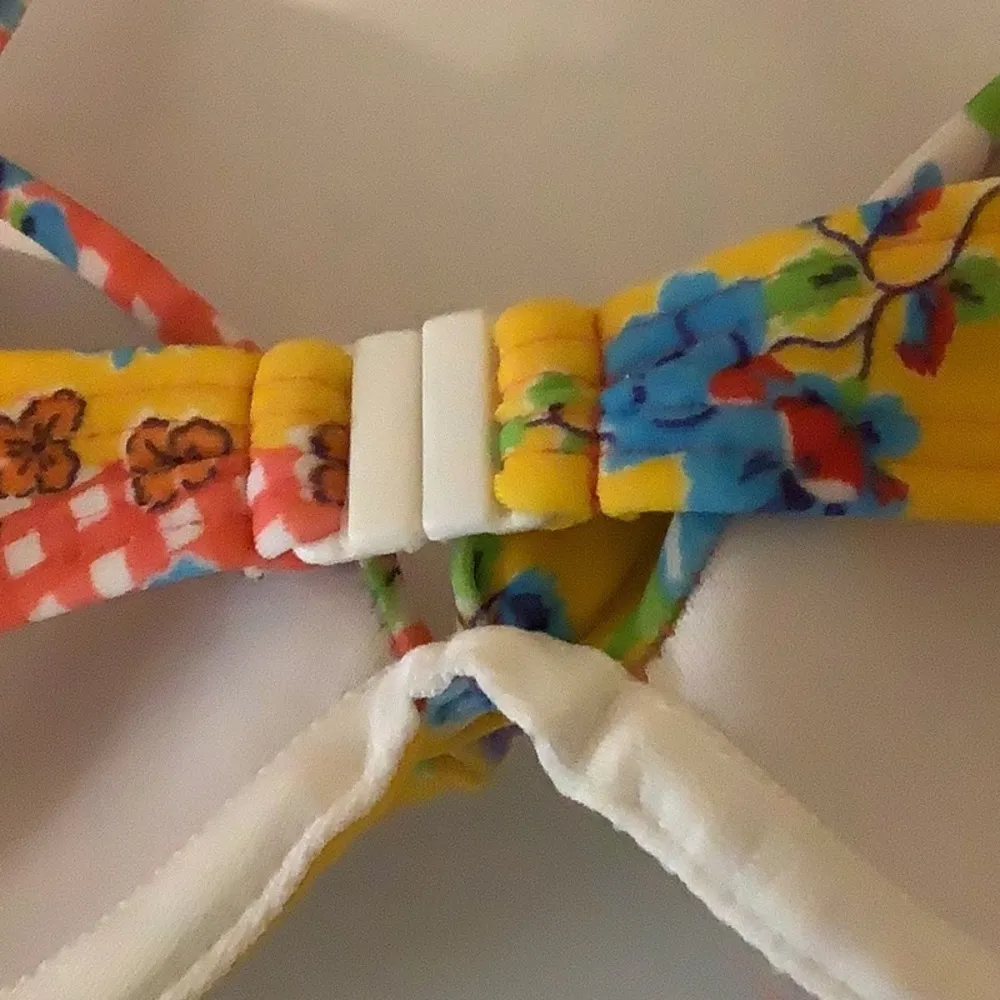 Recco Size Small Floral Brazilian Bikini Top. New Without Tags. Red - Image 6