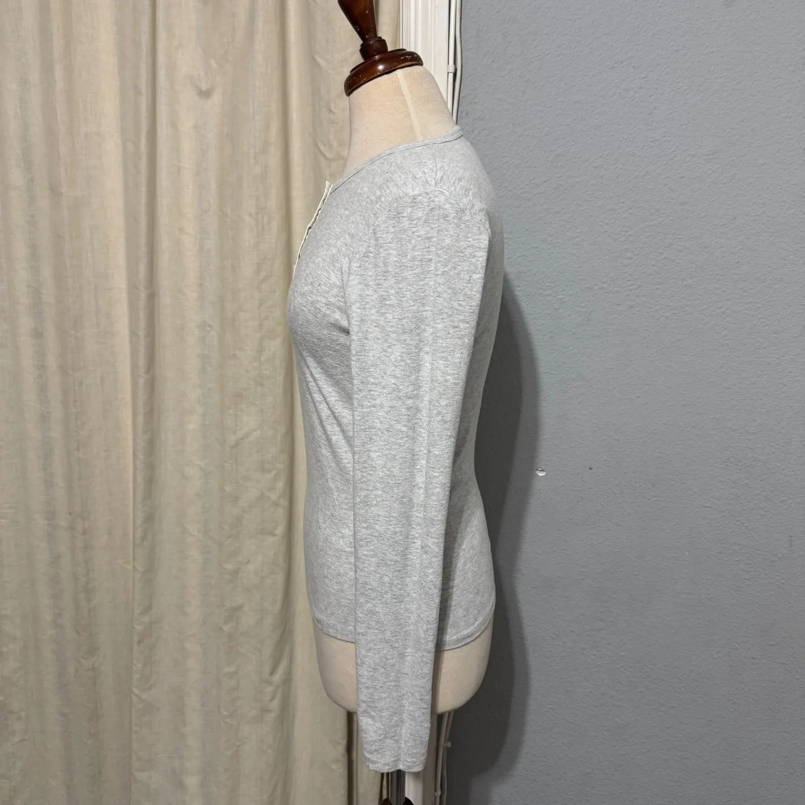 Abercrombie Fitch The A&F Lounge Collection Gray Long Sleeve Henley Top Size S - Image 4