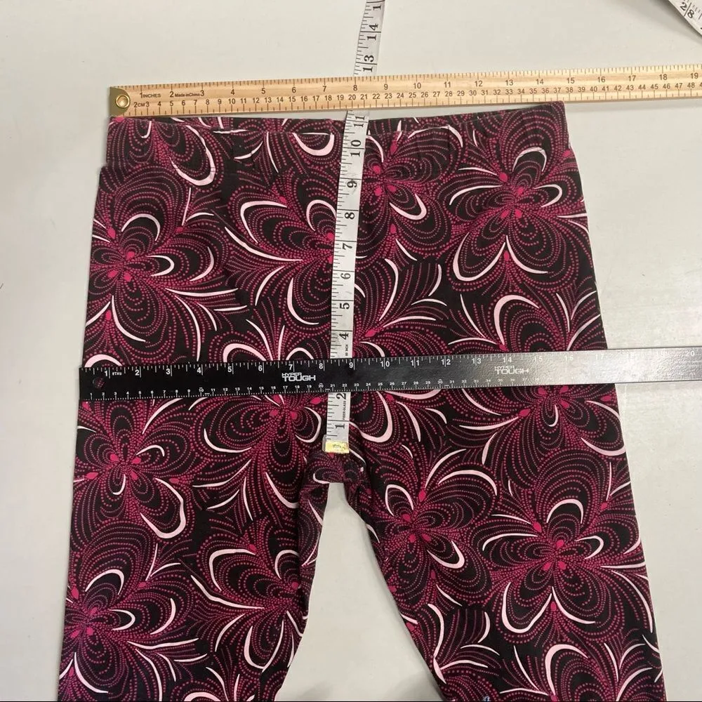 CEST 1946, Women's Pink, Black & White, Swirl‎ leggings/pants, Size Medium - Image 6