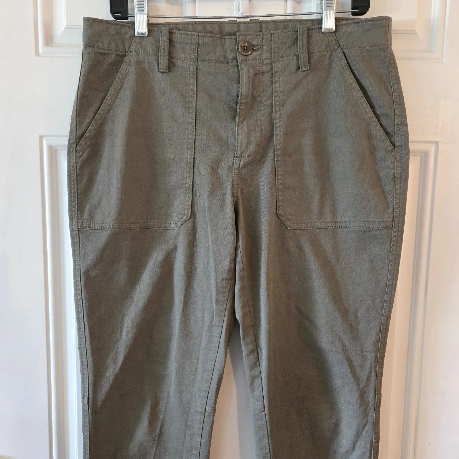 Banana Republic Army Green Joggers Size 10 Capris Women’s Utility Cropped Pants - Image 3