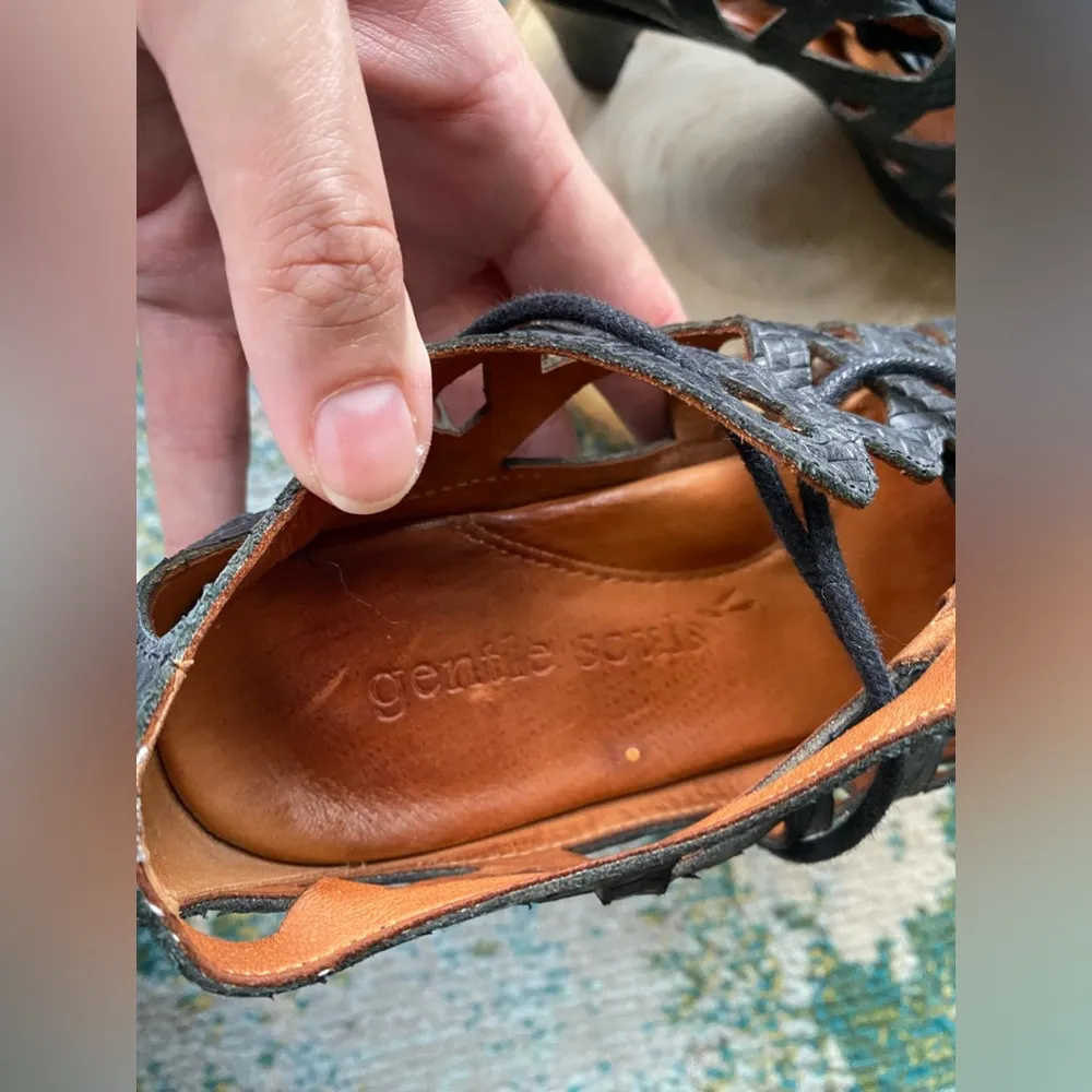 Gentle Souls black leather caged gladiator tie open heel sandals, size 7M - Image 11