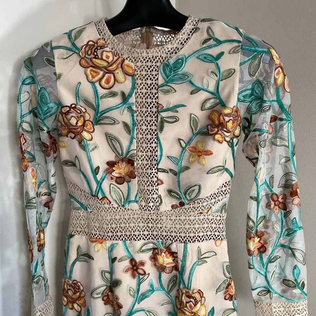 27. Vone Elegant Floral Embroidered Mini Long Sleeve Dress Size Small Blue - Image 2