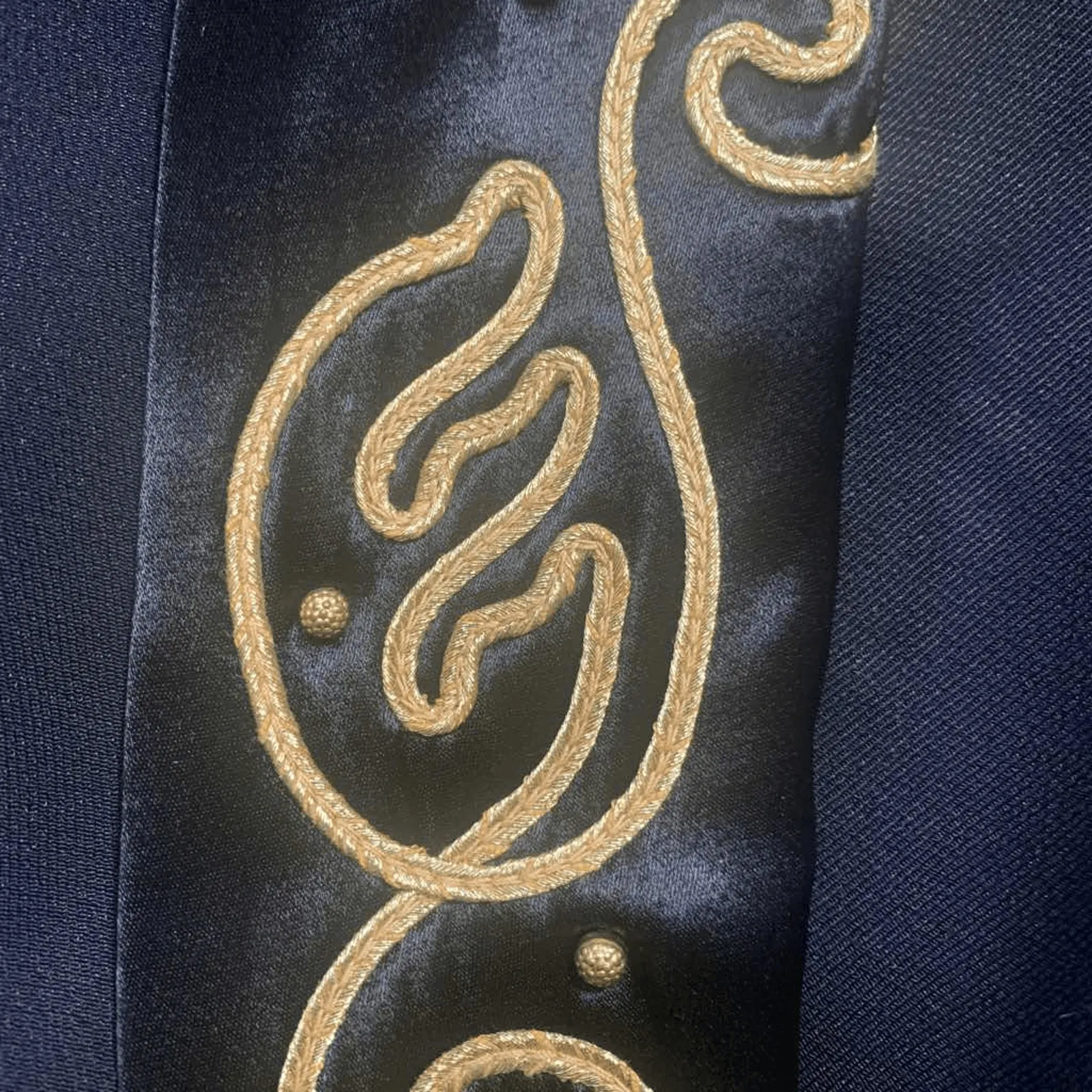 Vintage 90s Cache Black Duster Coat Gold Embroidered Satin Collar Size Medium - Image 7