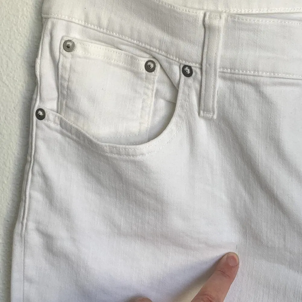 NWT Madewell Mid-Rise Kick Out Jeans in Pure White NJ430 - Image 15