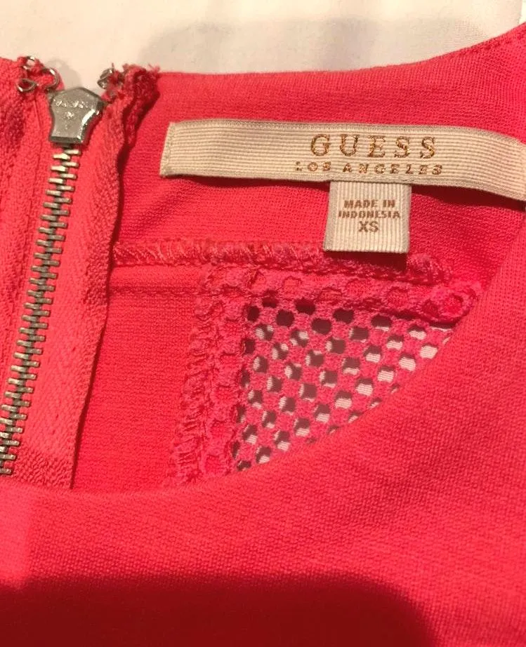 Guess hot pink crop top - Image 3