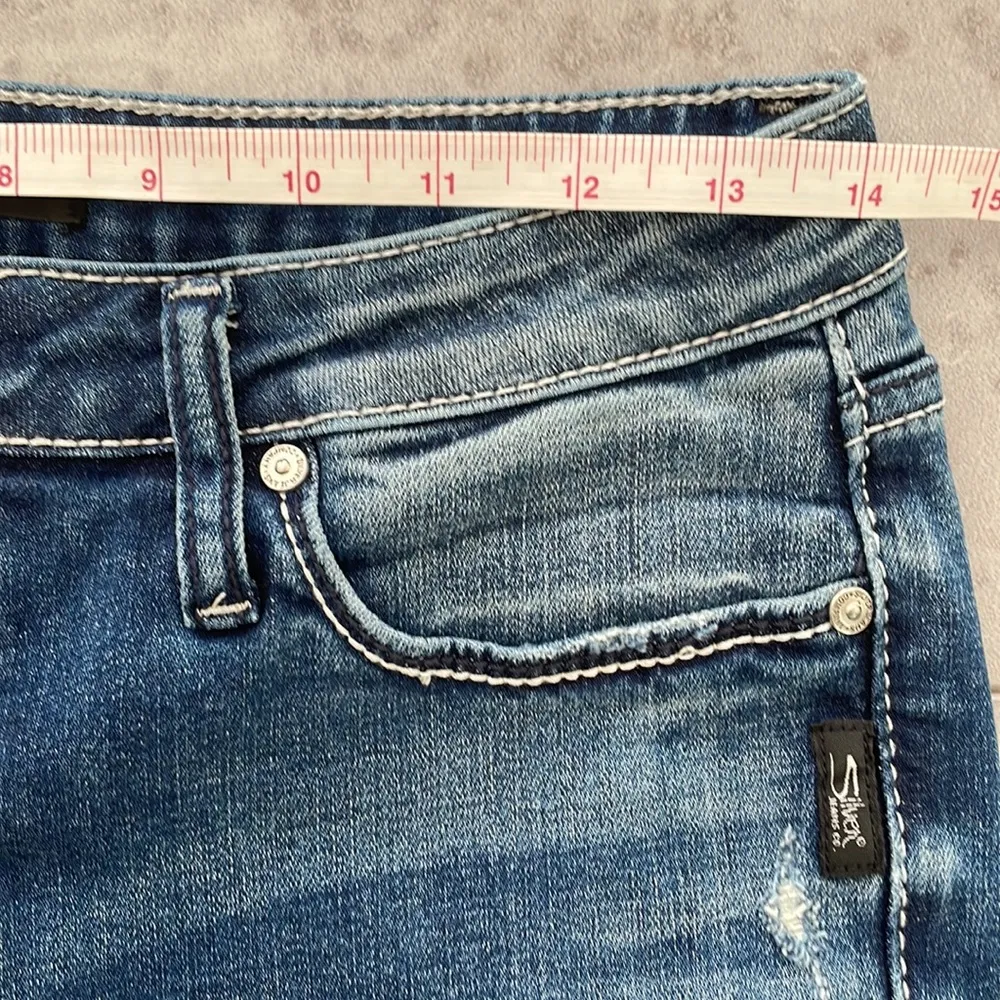 SILVER Jeans Tuesday Slim Boot women’s jeans cropped mild distressing lowrise 28 - Image 10