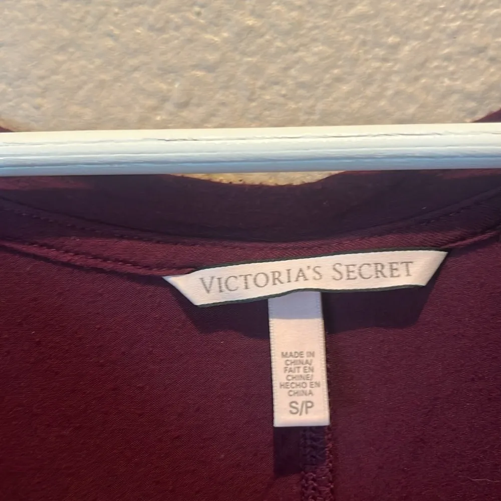 Victoria’s Secret Women’s Long Sleeve Modal T Shirt Hi Low Size Small Purple - Image 4