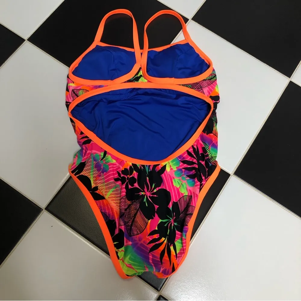 Tyr Athletic One Piece Bathing Suit Swimsuit Reversible One Piece approx size M - Image 3