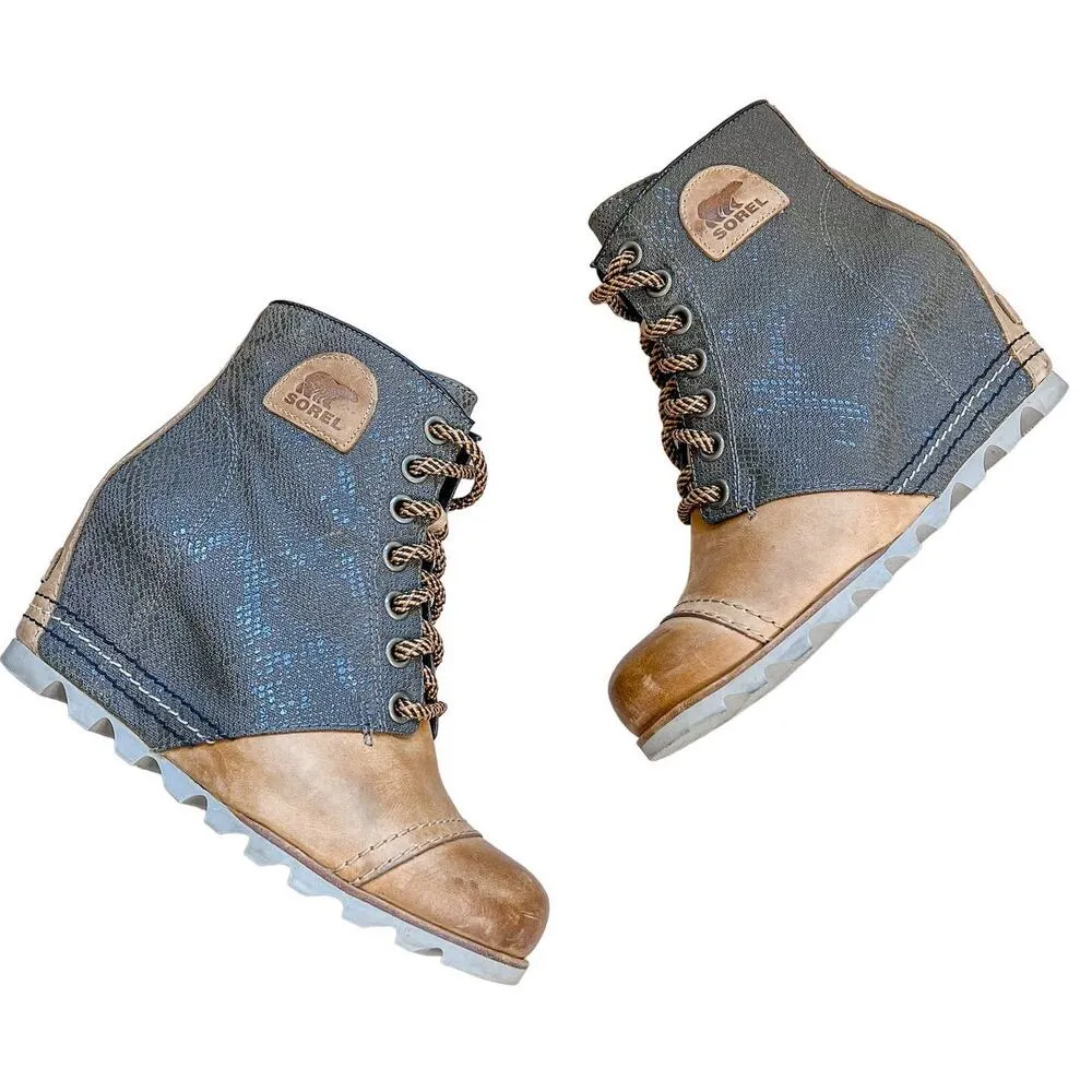 Sorel 1964 PDX Wedge Boot in Tan Leather and Green Canvas Elk Color Size 9 - Image 2