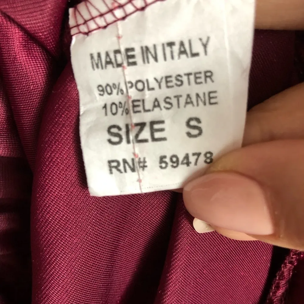 Wi‎ & Co Velvet Holiday Plush Burgundy Blouse - Image 4