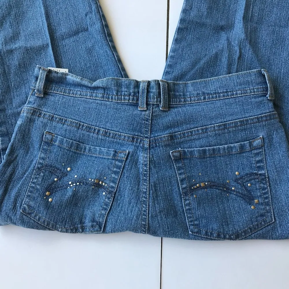 Gloria Vanderbilt Capri Jeans Size 8 Embellished - Image 3