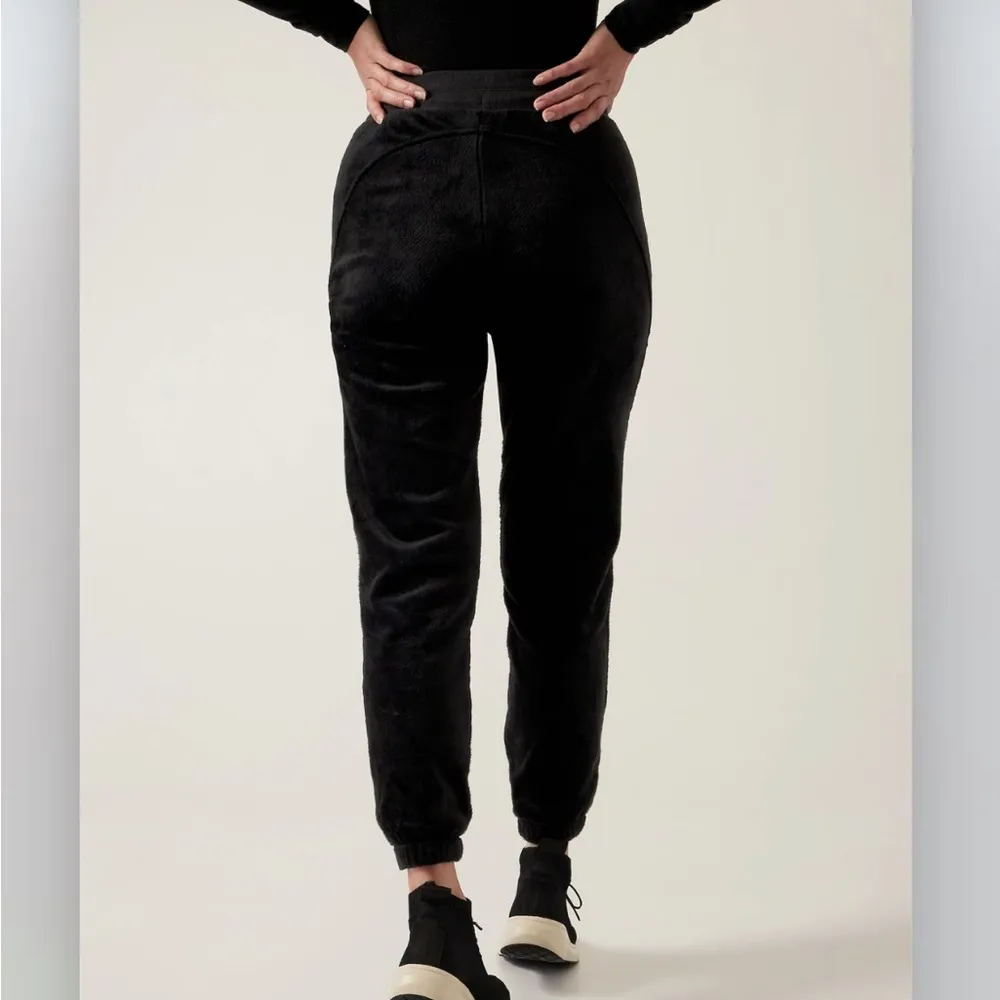 Athleta Double Cozy Karma Jogger Black Small - Image 2