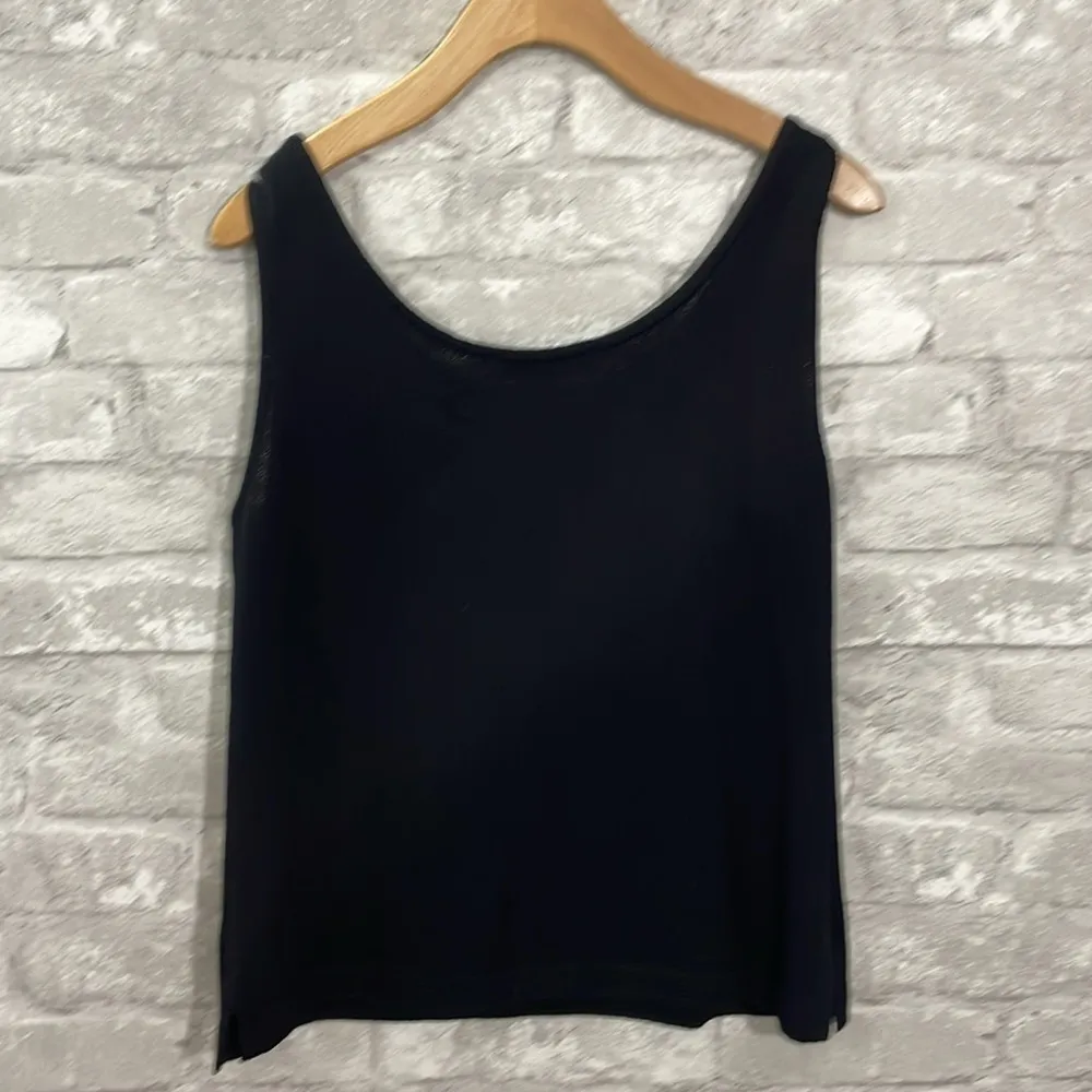 St.John Basics Santana Knit Shell Sleeveless Top Tank - Image 4
