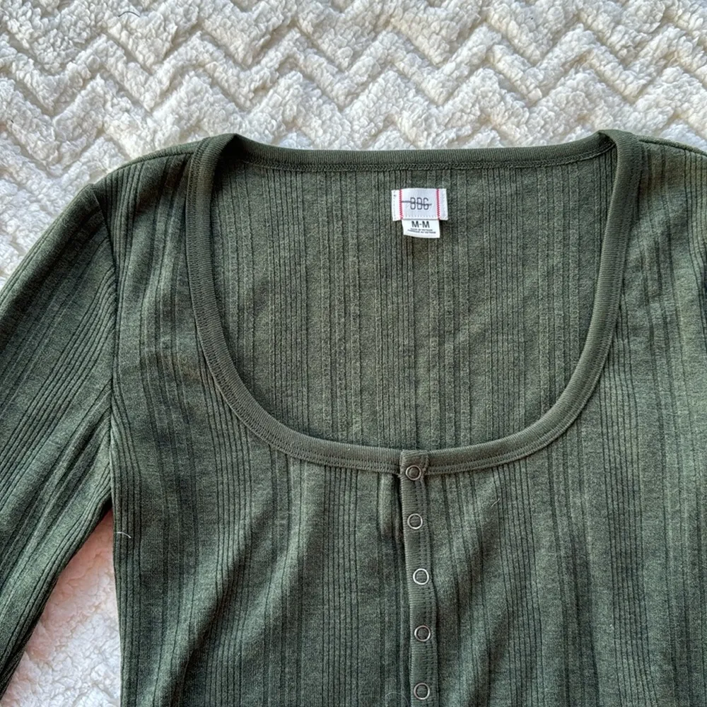 Urban Outfitters BDG Shirt Size M - Image 2