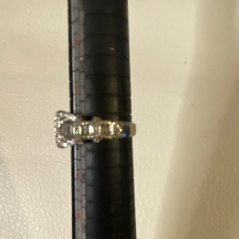 Y2K Silver Tone Rhinestone Belt Ring Women’s Size 7 Statement - Image 6