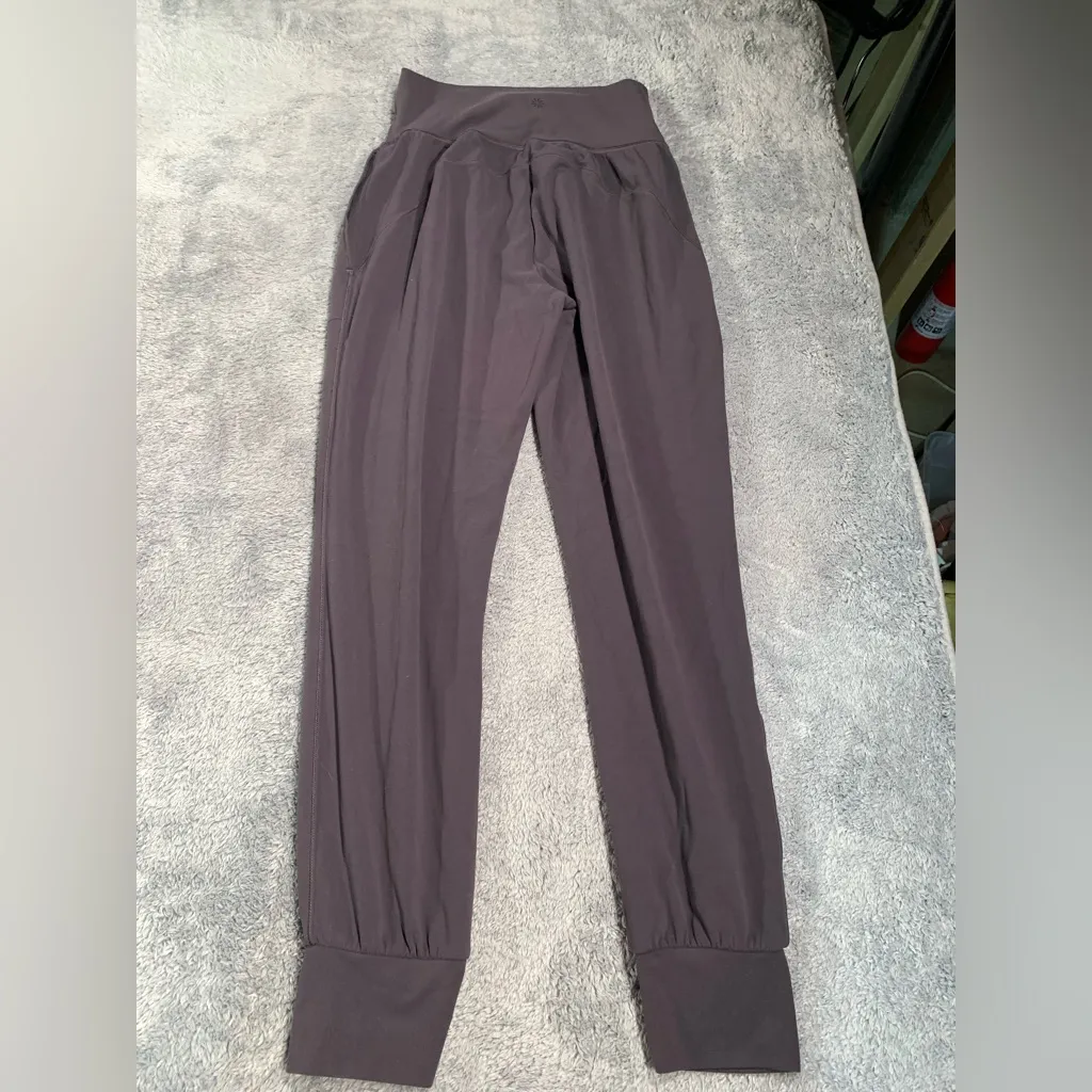 Athleta cruise Joggers - Image 7