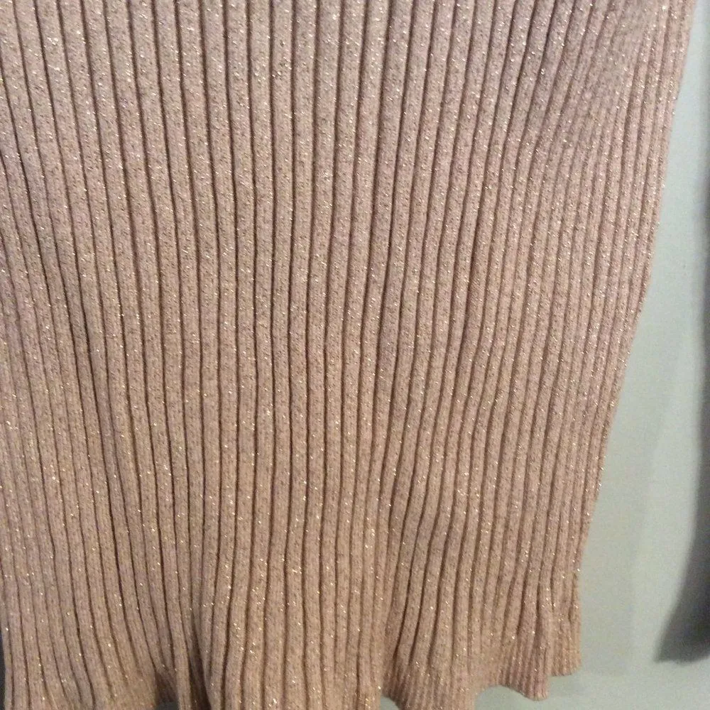 BEAUTIFUL Inc International light pink gold glitter large L womens sweater VNC - Image 4