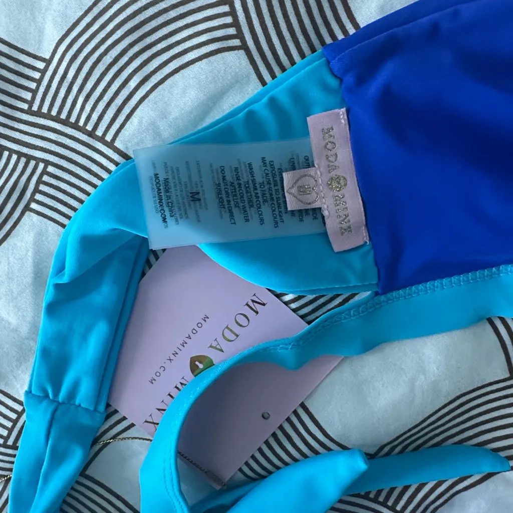 Moda Minx x Lyds Butler berry blue azure ocean contrast asymmetrical bikini - Image 11