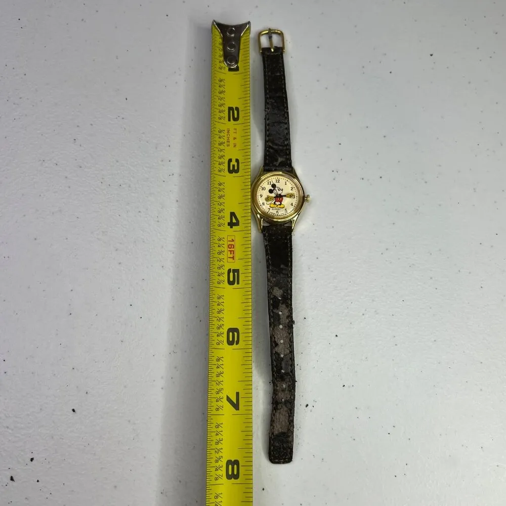 Vintage Lorus Disney Mickey Mouse Quartz Watch With Gold - Image 3