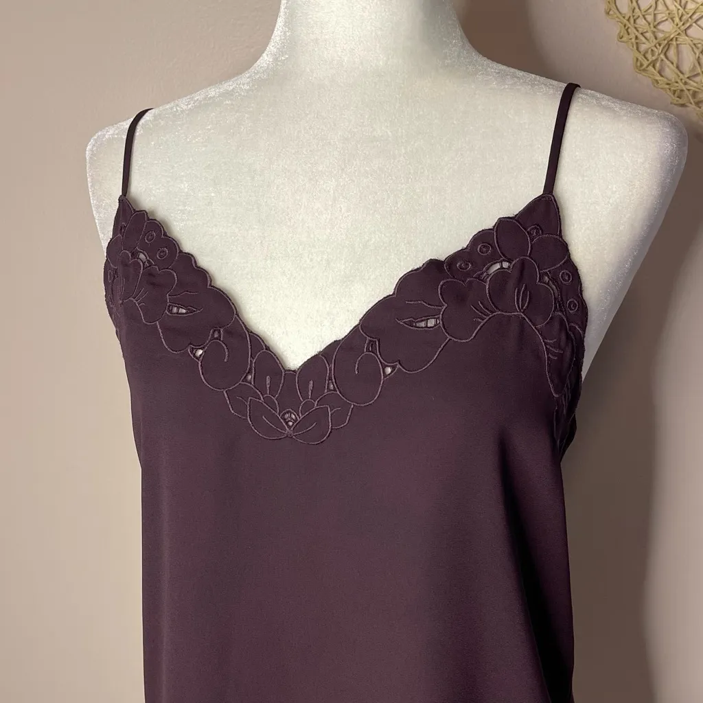 BABATON Aritzia Embroidered Lace Everly Camisole Deep Purple Tank Top XS - Image 2