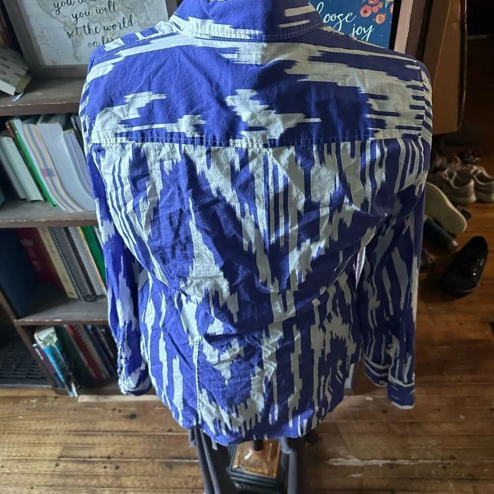 J Crew blue & white southwest perfect button down shirt Size M - Image 2