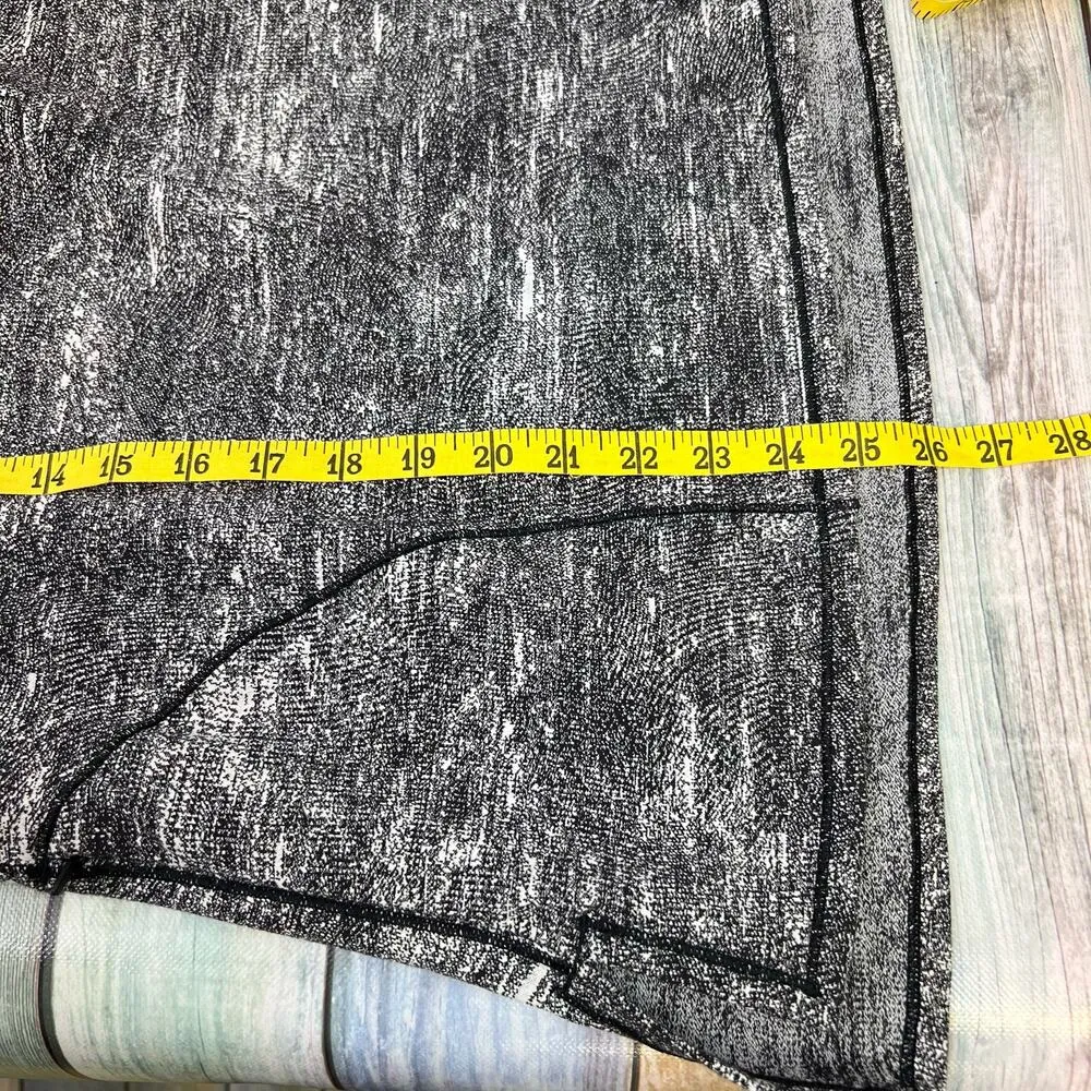 Lululemon Pullover Forever Endeavour Long Sleeve Size 10 Rush Jacquard Black Whi - Image 9