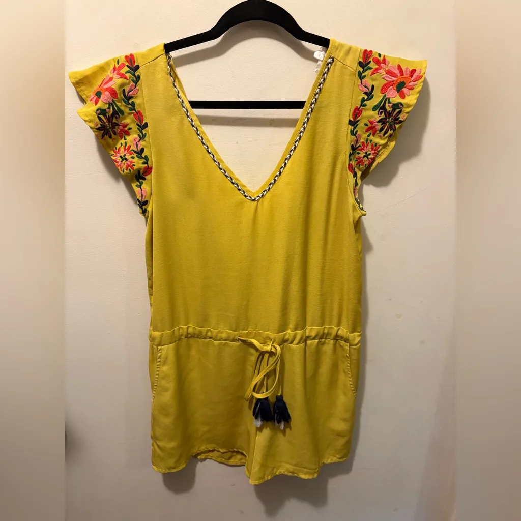 TMHL‎ Bali Emroidered sleeve romper sz small - Image 2